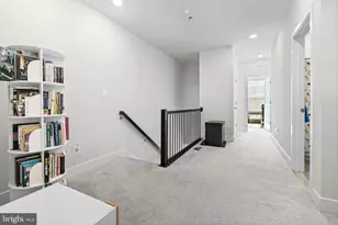 7736 Port Capital Dr, Elkridge, MD 21075 - Photo 13