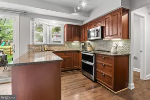 4704 Yorkshire Dr, Ellicott City, MD 21043 - Photo 37
