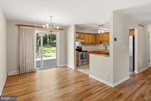10705 Faulkner Ridge Cir, Columbia, MD 21044 - Photo 9