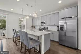 7219 Barry Ln, Elkridge, MD 21075 - Photo 11