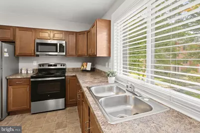 7320 Kerry Hill Court, Columbia, MD 21045 - Photo 11