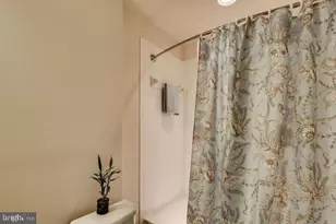 8609 Enoch Pratt Dr, Ellicott City, MD 21043 - Photo 21