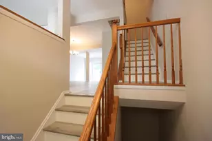7782 Blueberry Hill Ln, Ellicott City, MD 21043 - Photo 5