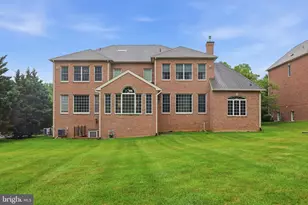 11615 Fox Chase Ct, Ellicott City, MD 21042 - Photo 9