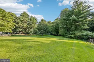 9707 Hollowood Ct, Ellicott City, MD 21042 - Photo 3