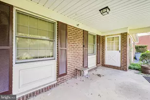 9707 Hollowood Ct, Ellicott City, MD 21042 - Photo 5