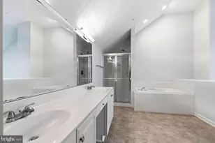 9175 Carriage House Ln, Columbia, MD 21045 - Photo 13
