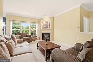 8245 Stone Crop Dr, Ellicott City, MD 21043 - Photo 3