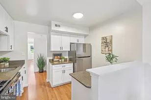 5041 Green Mountain Cir, Columbia, MD 21044 - Photo 13