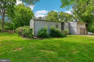 10128 Goodbody Ct, Columbia, MD 21044 - Photo 3