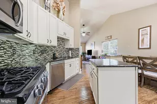 6154 Downs Ridge Ct, Elkridge, MD 21075 - Photo 35