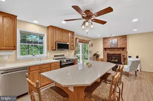 4678 Stallion Ct, Ellicott City, MD 21043 - Photo 5