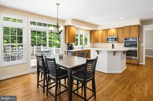 3329 Governor Henry Ct, Ellicott City, MD 21043 - Photo 11