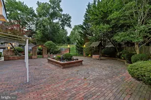 4053 Crescent Rd, Ellicott City, MD 21042 - Photo 7