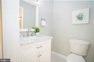 5860 Thunder Hill Rd, Columbia, MD 21045 - Photo 7