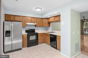 9614 Hingston Dwns, Columbia, MD 21046 - Photo 7