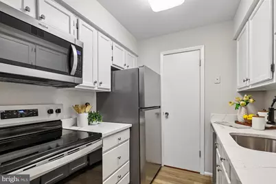 5354 Smooth Meadow Way #7, Columbia, MD 21044 - Photo 3