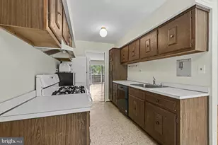 5240 W Running Brook Road W, Columbia, MD 21044 - Photo 5