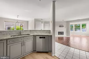 7648 Stony Creek Ln, Ellicott City, MD 21043 - Photo 3