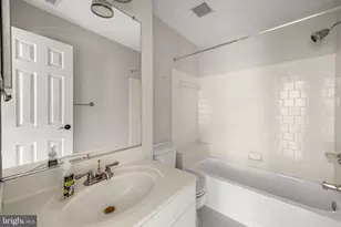 7648 Stony Creek Ln, Ellicott City, MD 21043 - Photo 17