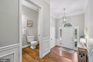 8418 Timberland Cir, Ellicott City, MD 21043 - Photo 3