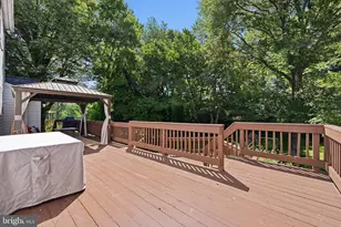 10217 Green Clover Dr, Ellicott City, MD 21042 - Photo 11