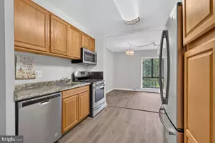 5901 Tamar Dr, Columbia, MD 21045 - Photo 3