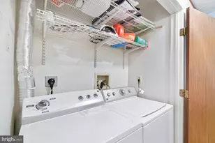 6025 Rock Glen Dr, Elkridge, MD 21075 - Photo 21