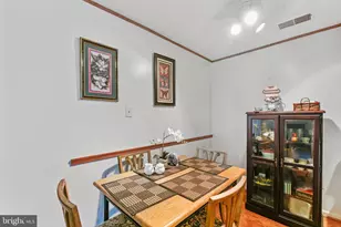 6025 Rock Glen Dr, Elkridge, MD 21075 - Photo 13