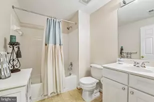8893 Shining Oceans Way, Columbia, MD 21045 - Photo 33