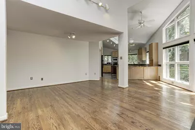 10373 Currycomb Court, Columbia, MD 21044 - Photo 9
