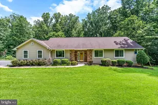 10870 Hammond Dr, Laurel, MD 20723 - Photo 3