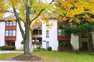 9627 White Acre A4 Rd, Columbia, MD 21045 - Photo 3