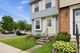 5946 Rowanberry Dr, Elkridge, MD 21075 - Photo 1