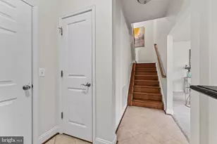 5846 Donovan Ln, Ellicott City, MD 21043 - Photo 9