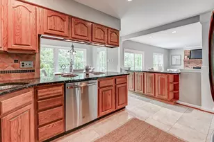 12806 Forestview Ct, Sykesville, MD 21784 - Photo 19