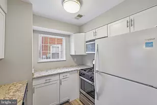6233 Sandpiper Ct, Elkridge, MD 21075 - Photo 13
