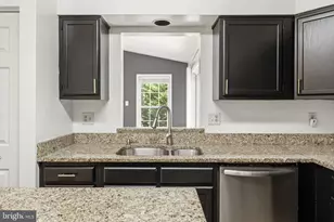 6437 Julie Ann Dr, Hanover, MD 21076 - Photo 15