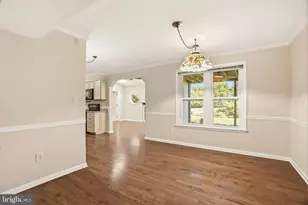6717 Sewells Orchard Dr, Columbia, MD 21045 - Photo 5