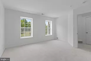 8852 Purple Iris Ln, Elkridge, MD 21075 - Photo 3