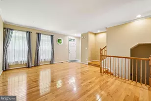 10214 Sherman Heights Pl, Columbia, MD 21044 - Photo 7