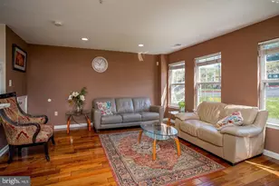 6245 Sandpiper Ct, Elkridge, MD 21075 - Photo 3