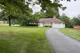 6129 Sebring Dr, Columbia, MD 21044 - Photo 3