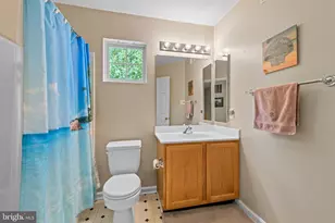 6074 Avalon Dr SE, Elkridge, MD 21075 - Photo 11