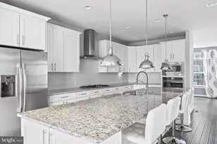 6012 Charles Crossing, Ellicott City, MD 21043 - Photo 3
