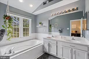 6305 Hampton Pl NW, Elkridge, MD 21075 - Photo 19