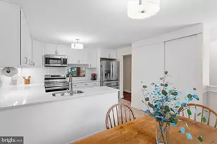 9752 Summer Park Ct, Columbia, MD 21046 - Photo 11