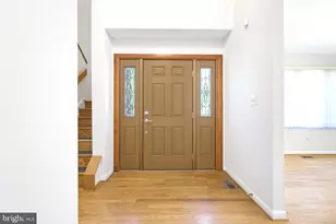 6181 Wooded Run Dr, Columbia, MD 21044 - Photo 5
