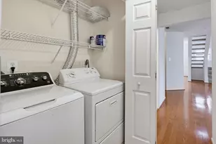 7603 Stony Creek Ln, Ellicott City, MD 21043 - Photo 23