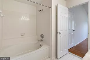 7603 Stony Creek Ln, Ellicott City, MD 21043 - Photo 29